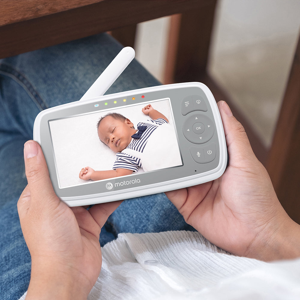 Motorola Connect 4.3" Wi-Fi Video Baby Monitor