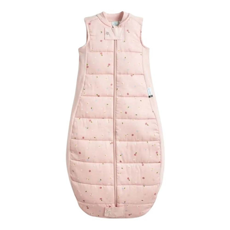 The ErgoPouch 2.5 Tog Sleeping Bag Daisies by ErgoPouch is a sleeveless, pink organic cotton sleep sack with a front zipper and daisy pattern, designed to keep infants warm and cozy during sleep.
