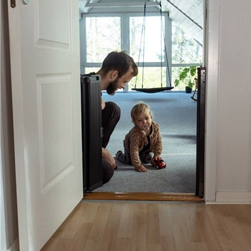 BabyDan Guard Me Safety Gate Black