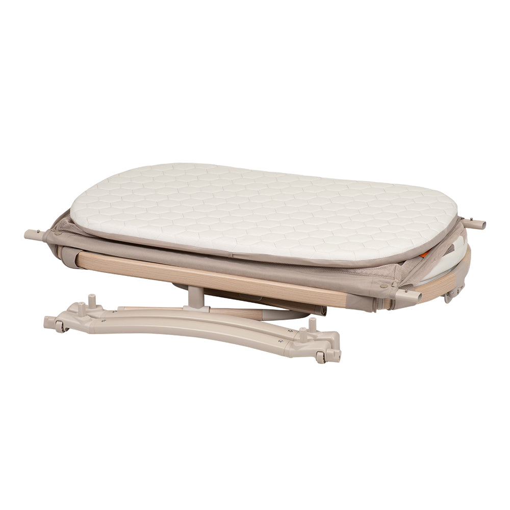 Maxi Cosi Iora Air Lux Bedside Sleeper