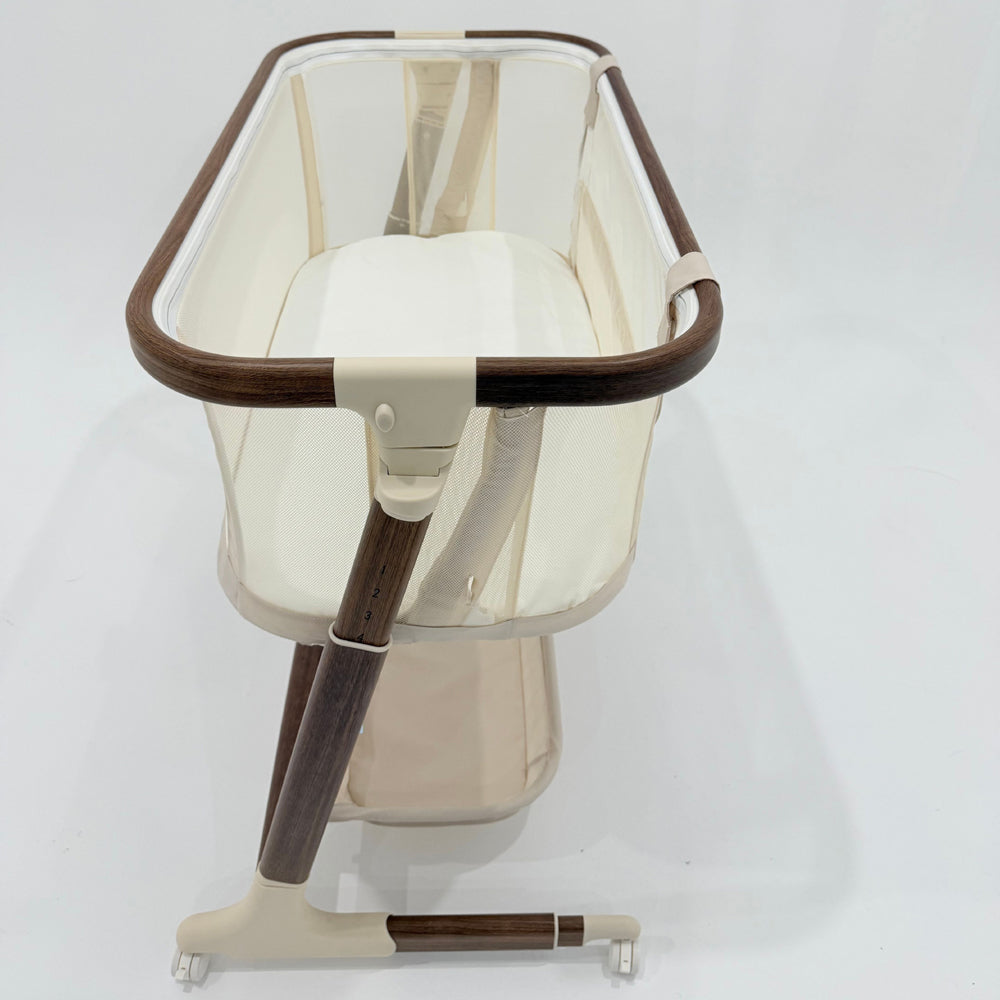 Baby Studio Dream Glider Bassinet