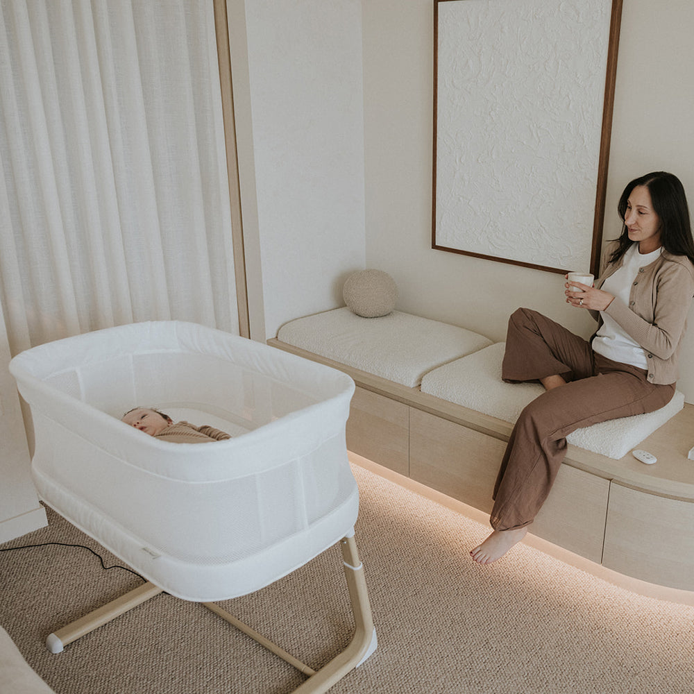 BabyRest Swan Smart Electric Bassinet