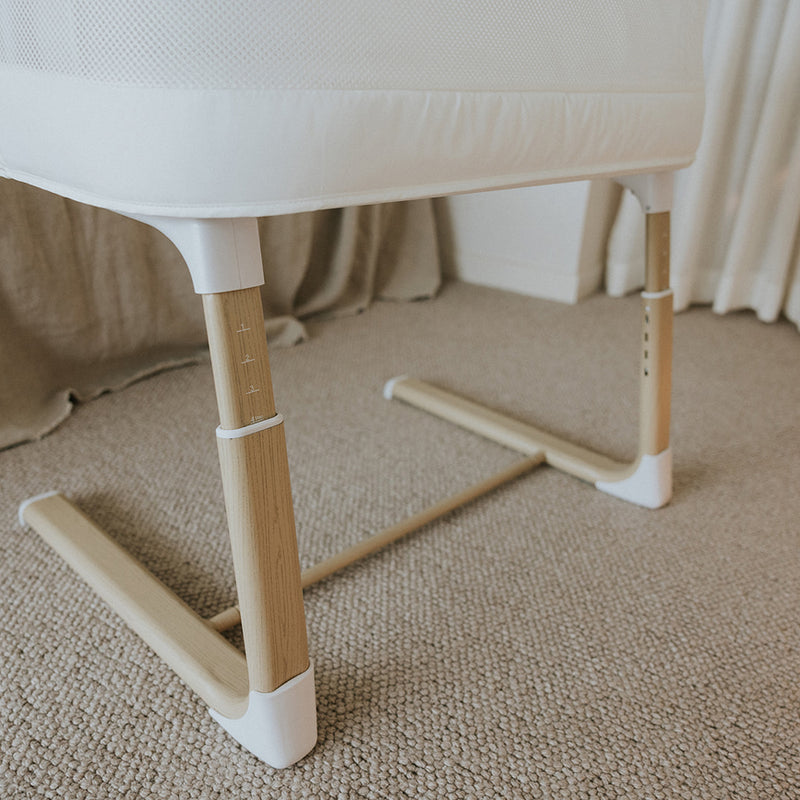 BabyRest Swan Smart Electric Bassinet