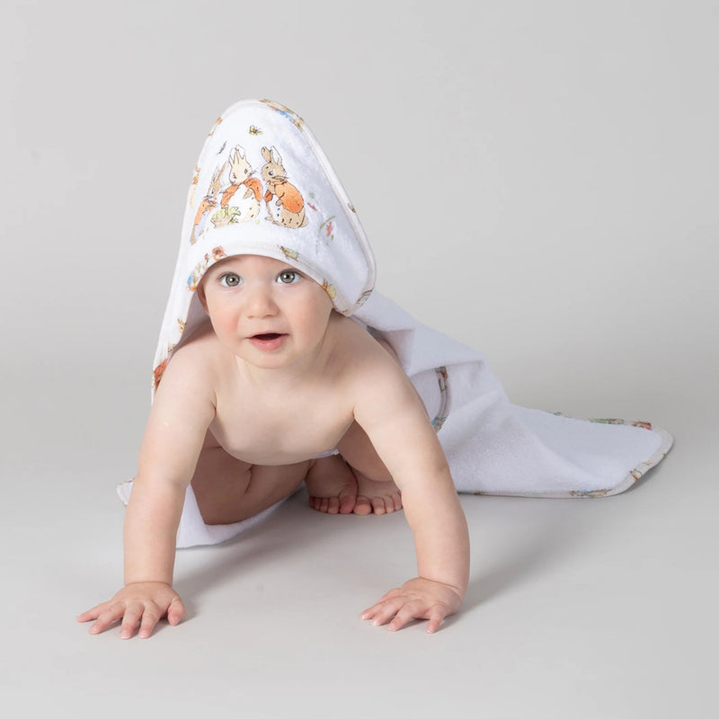 Bubba Blue Flopsy Mopsy & Cottontail Hooded Towel