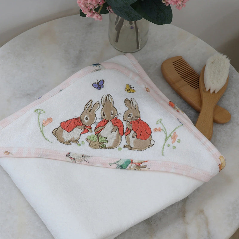 Bubba Blue Flopsy Mopsy & Cottontail Hooded Towel