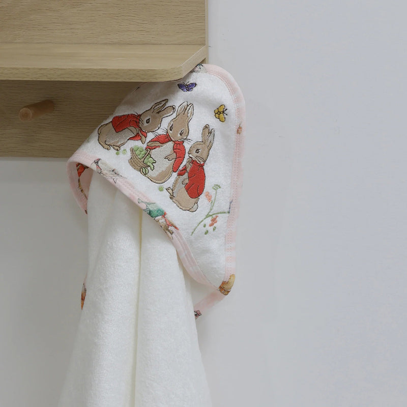 Bubba Blue Flopsy Mopsy & Cottontail Hooded Towel