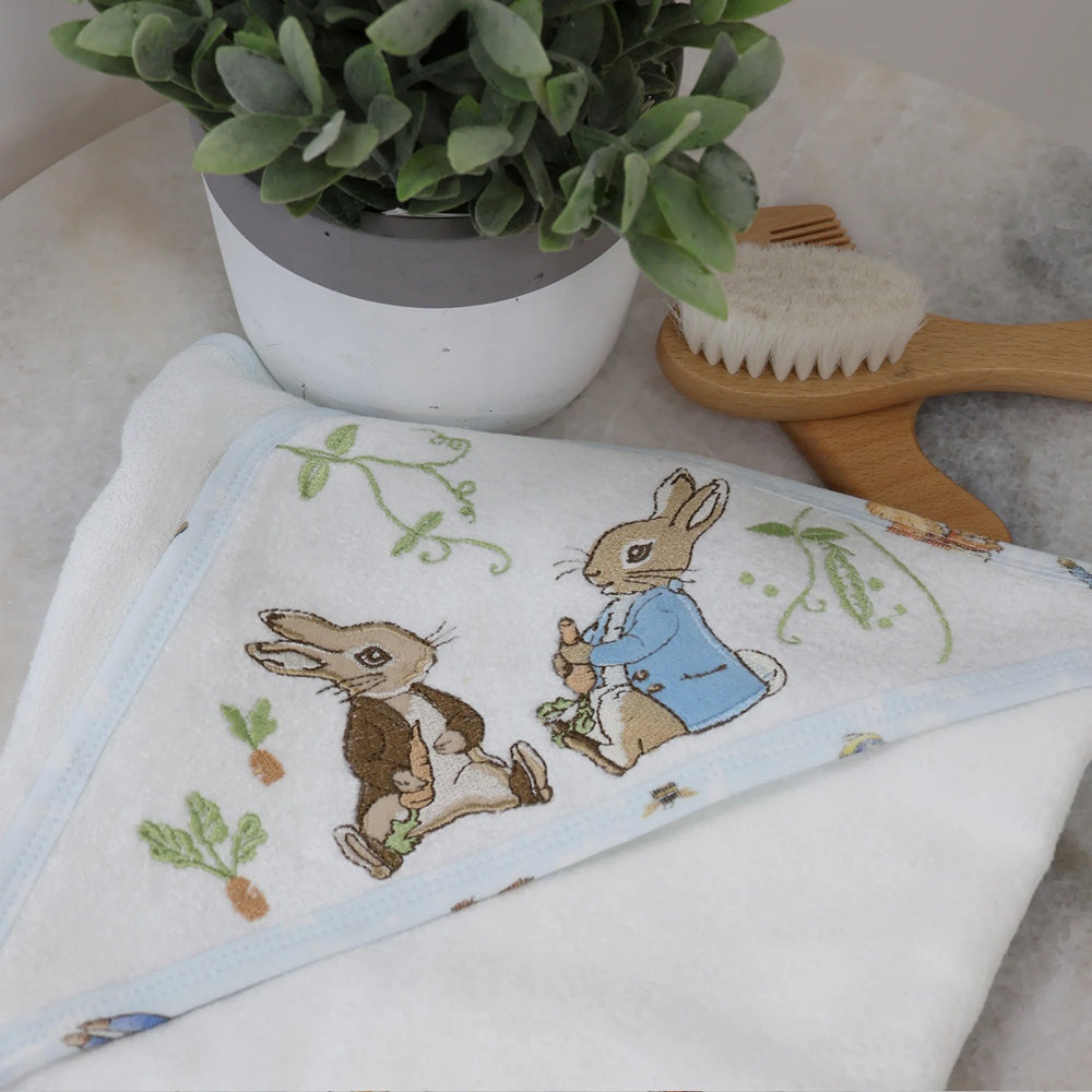 Bubba Blue Peter Rabbit & Benjamin Bunny Hooded Towel