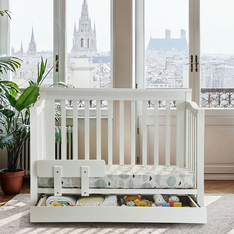 Cocoon Flair Cot V2.0 + Change Table