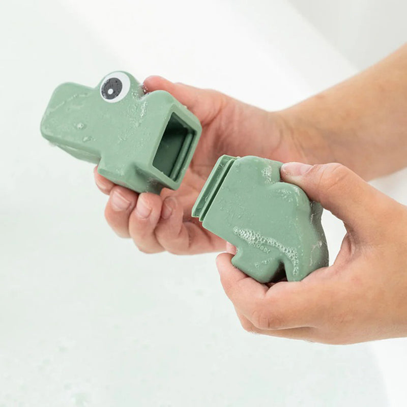 Done By Deer Bath Squirter Toy Croco Green