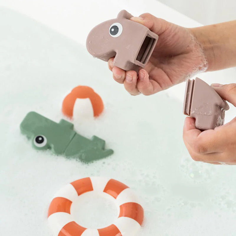 Done By Deer Bath Squirter Toy Ozzo Powder