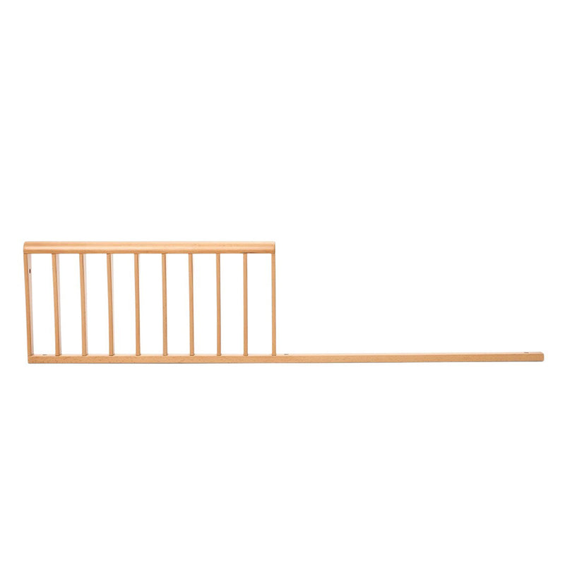 The Baby Village Ergopouch Ellska SKYE Junior Sideguard features vertical slats and an extended horizontal support bar, ensuring toddler bed safety by preventing your child from rolling out during the cot-to-bed transition.
