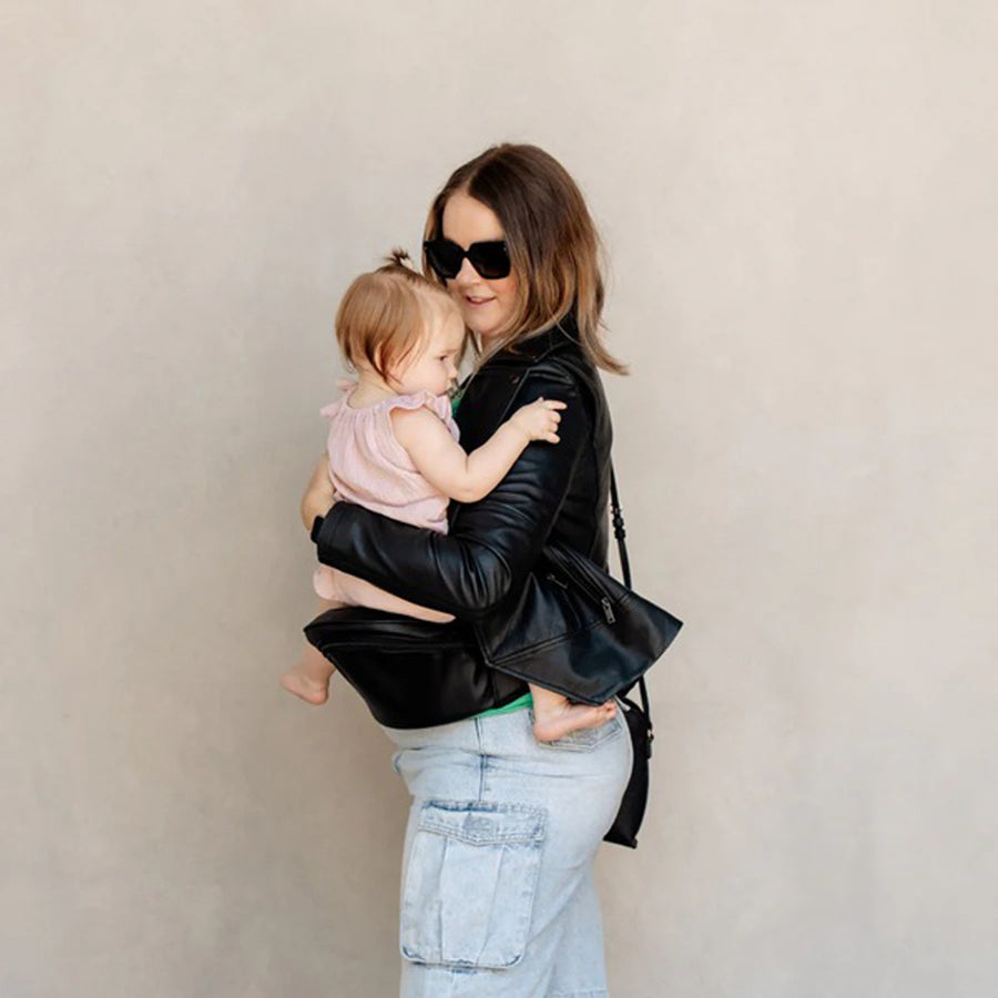 Hackerlily Hipsurfer Vegan Leather Hipseat Baby Carrier & Bum Bag Black & Black Zip