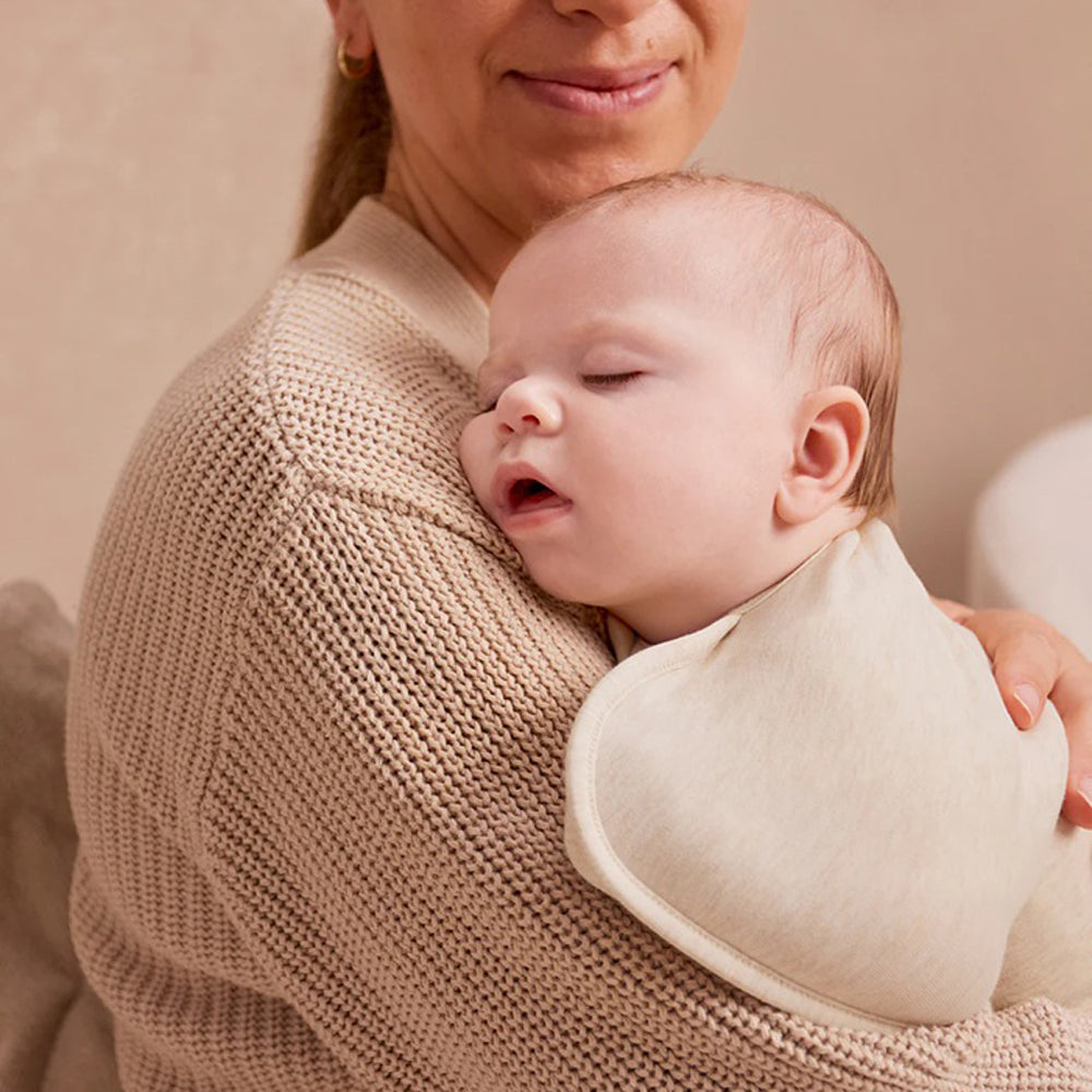Love To Dream Swaddle Up Sleep Bag 2.5T Quilted Stretch Cotton Bees Oatmeal