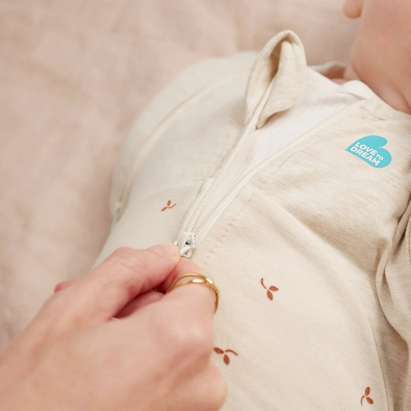 Love To Dream Swaddle Up Transition Bag 1.5T Stretch Cotton Fleece Twigs Oatmeal