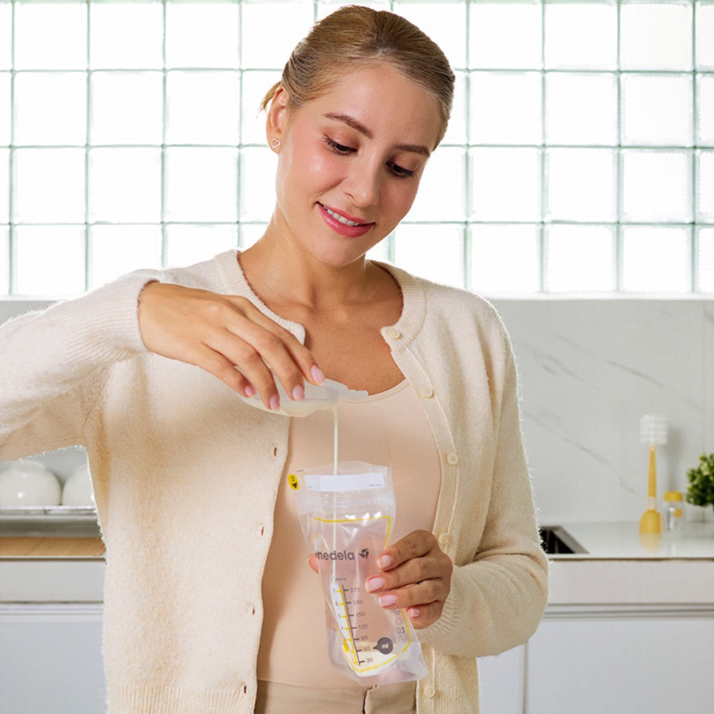 Medela In-Bra Breast Milk Collector