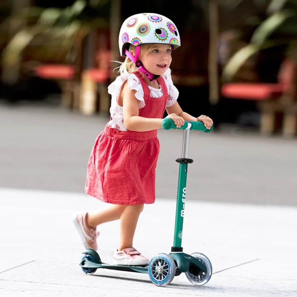 Micro Mini Deluxe Eco Scooter Deep Green