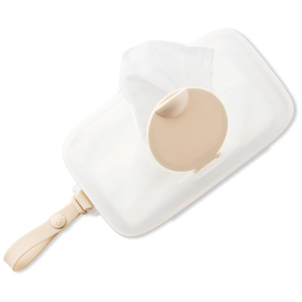 Skip Hop Grab & Go Snug Seal Wipes Case Oat