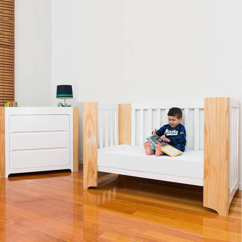 Cocoon Evoluer Cot + Change Table